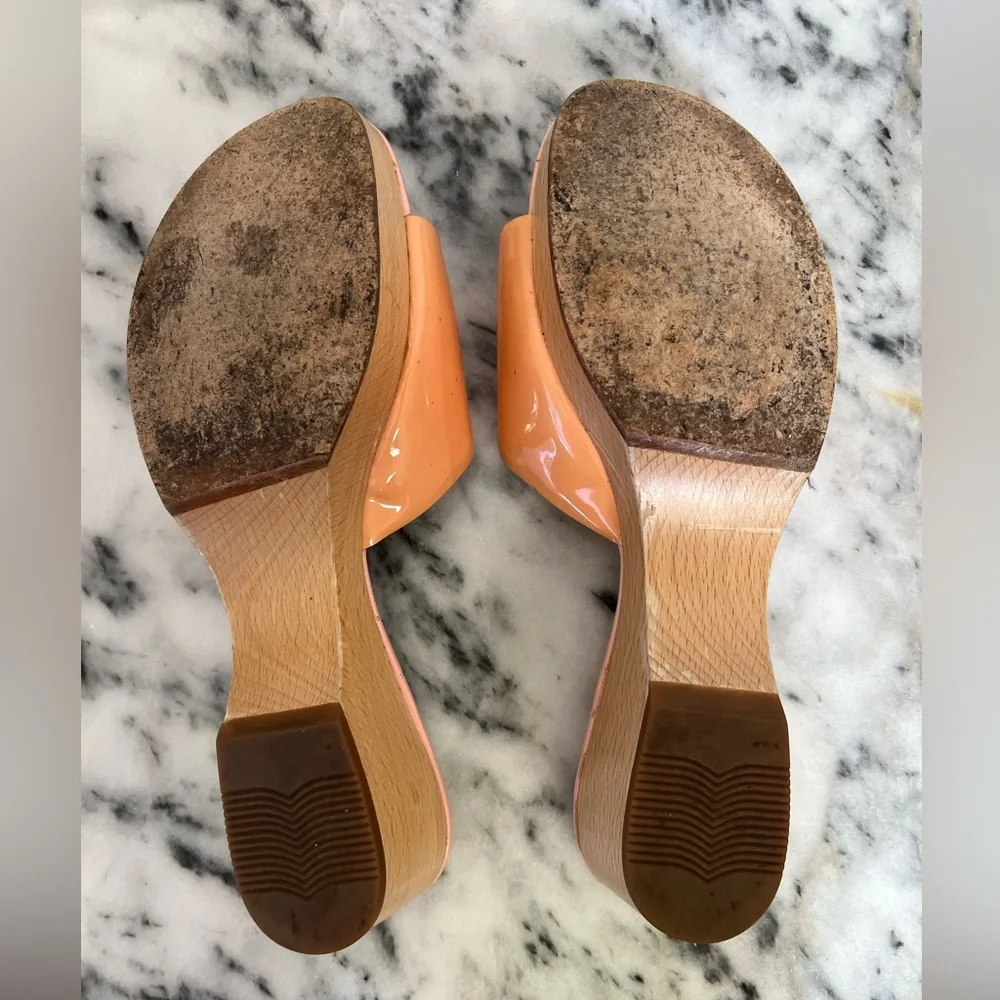 Chanel sandals, Croc, Slippers size 11B